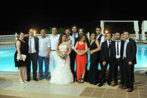 end of wedding brodesmaids and best men photos